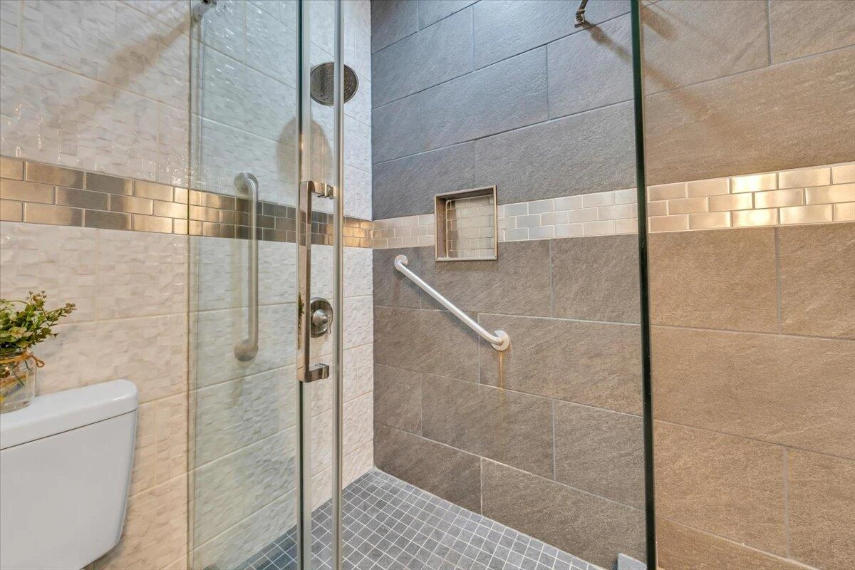 5882 Monet DR - Photo 33