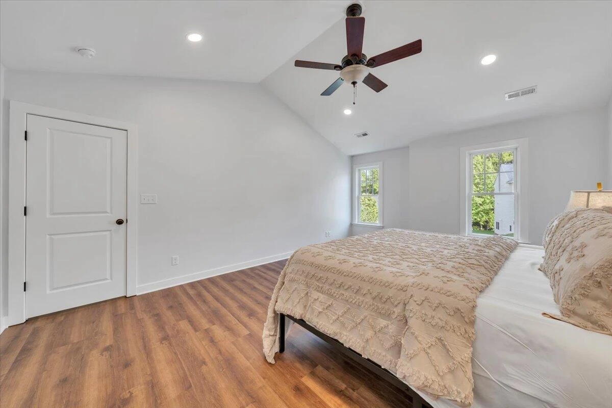5882 Monet DR - Photo 37