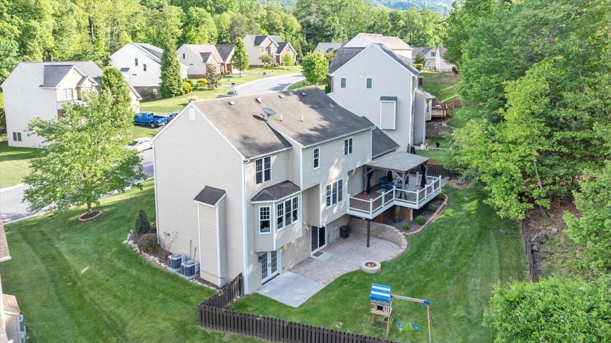 5882 Monet DR - Photo 46