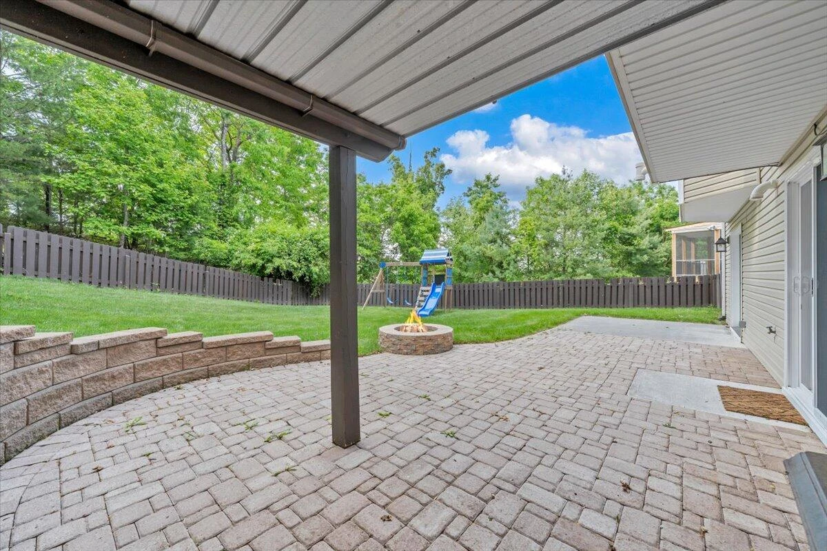 5882 Monet DR - Photo 53
