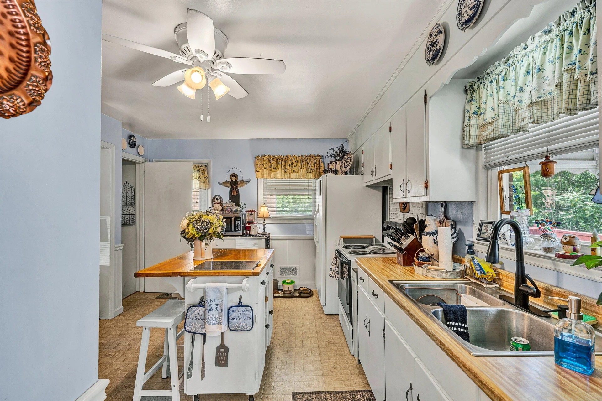329 Lynn Haven CIR - Photo 10