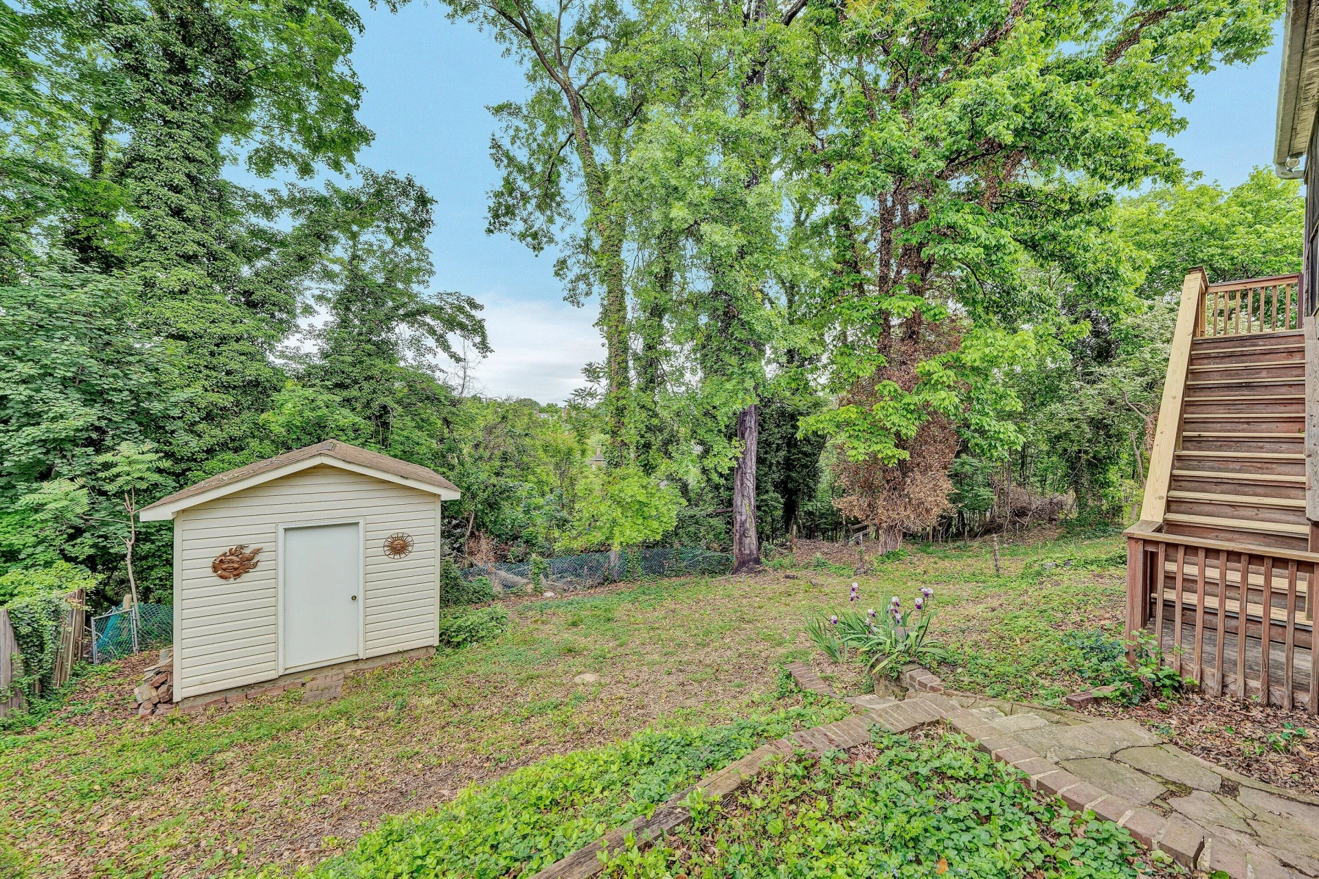 2423 Tillett RD SW - Photo 21
