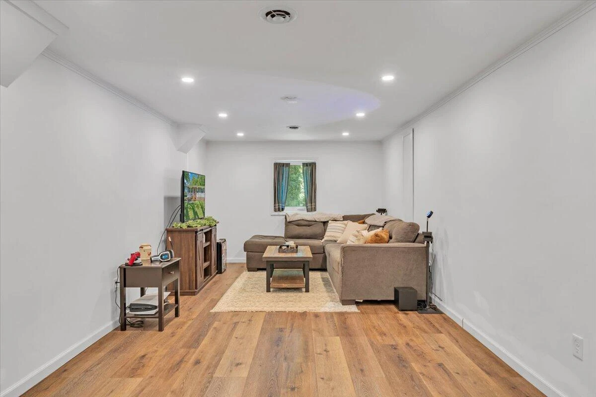 221 Falcon Ridge RD - Photo 31