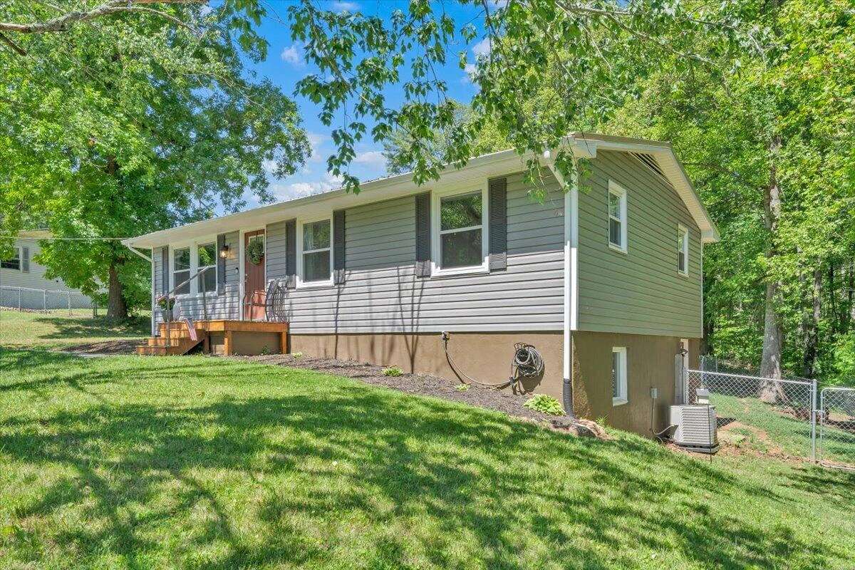 221 Falcon Ridge RD - Photo 7
