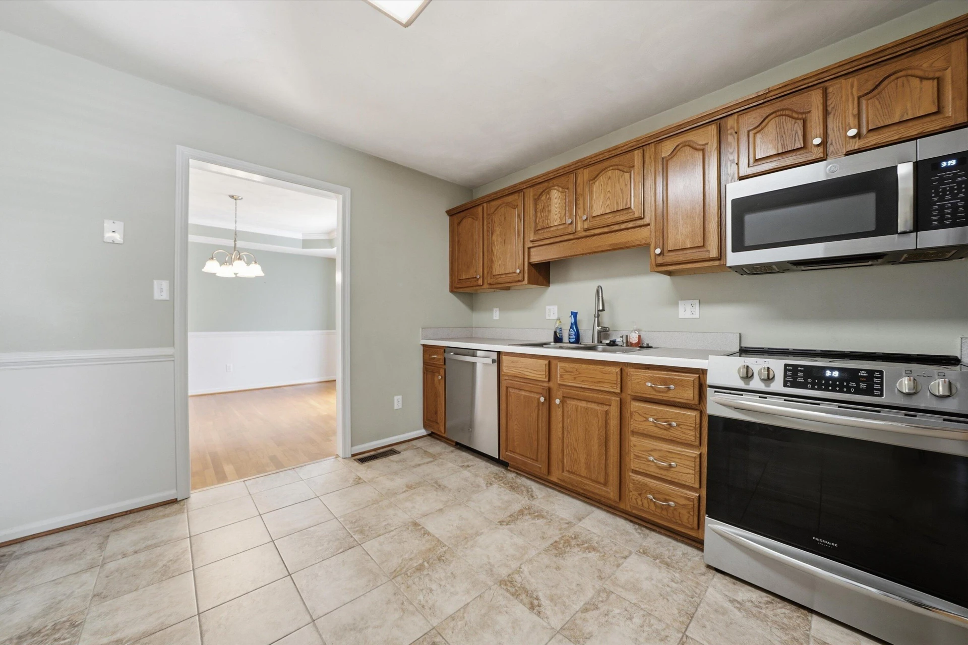 1623 Bush Farm DR - Photo 16