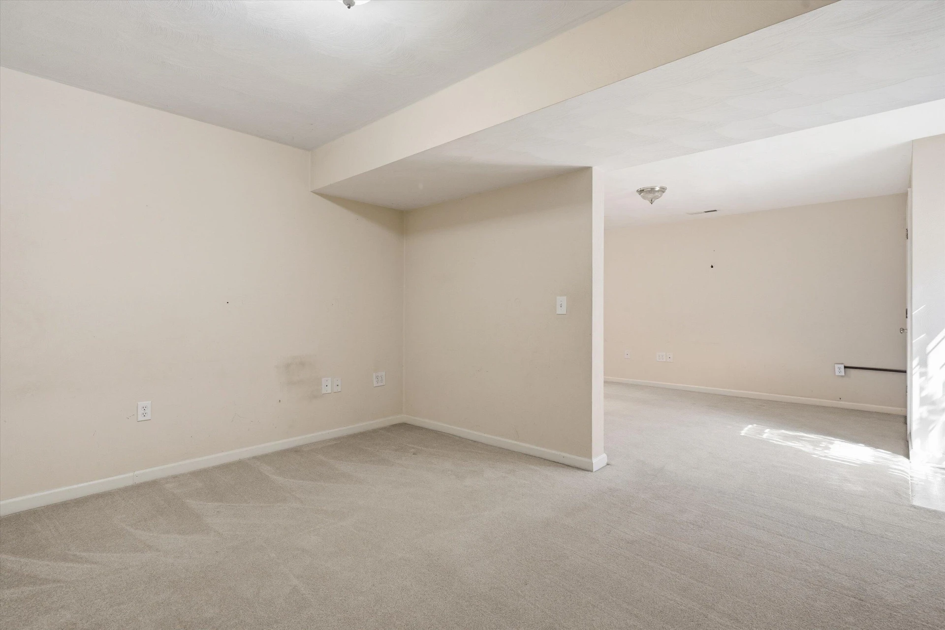 1623 Bush Farm DR - Photo 28