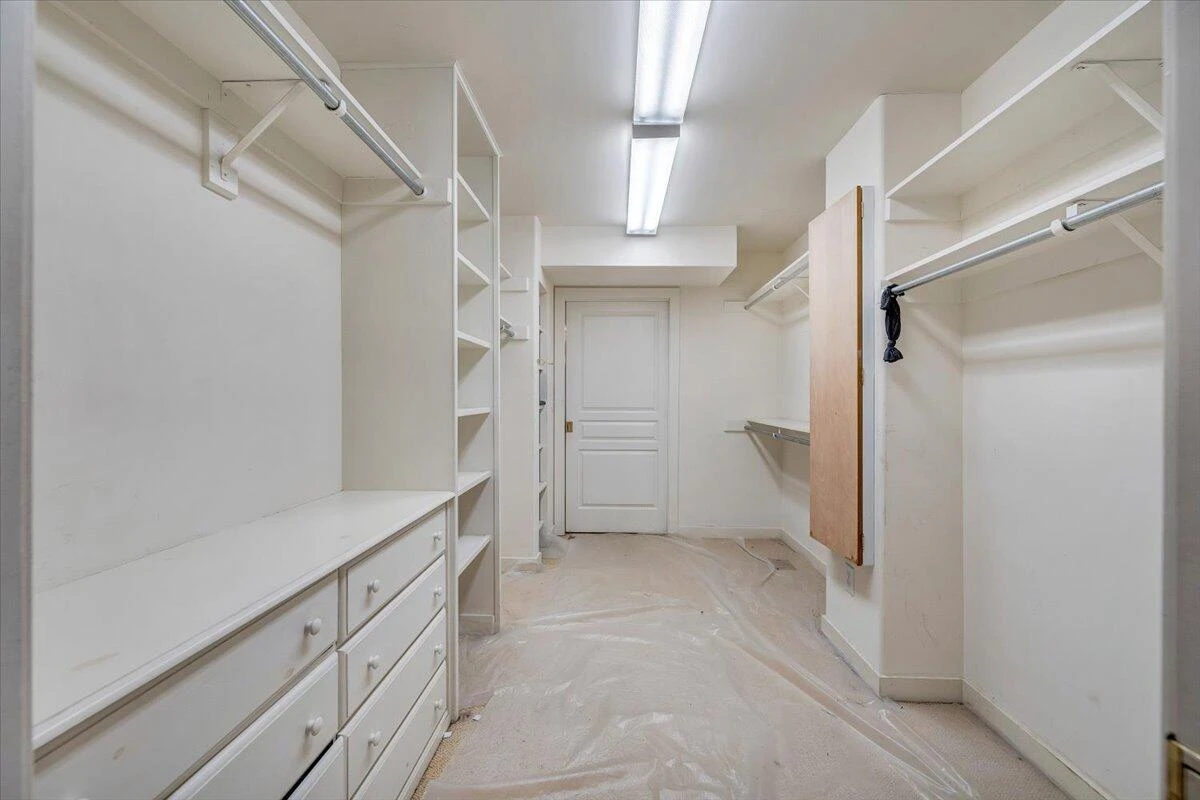 143 Charlotte LN - Photo 10