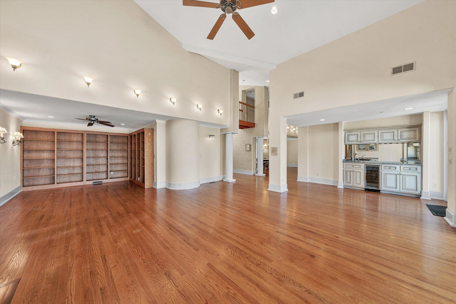 143 Charlotte LN - Photo 25
