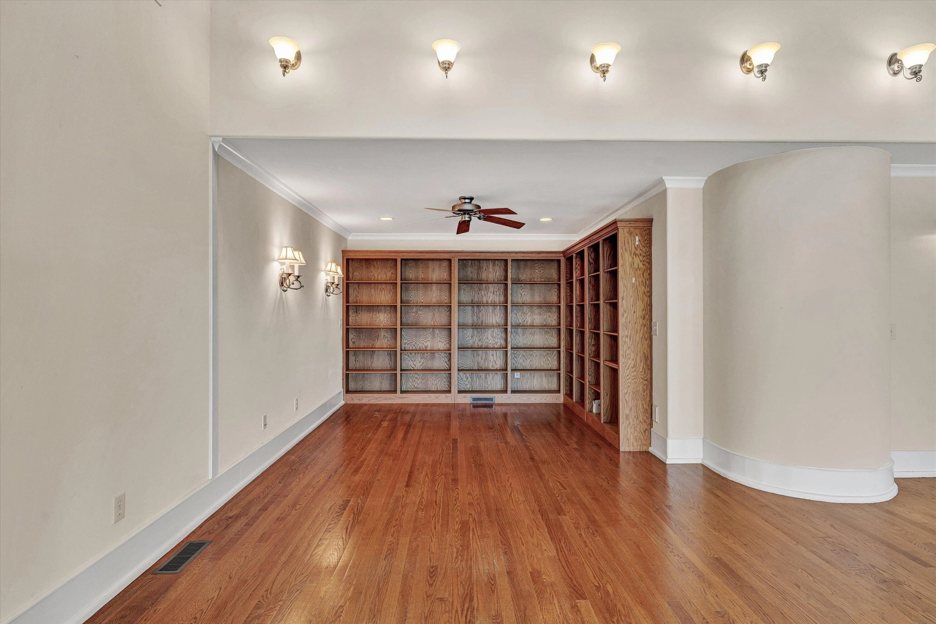 143 Charlotte LN - Photo 26