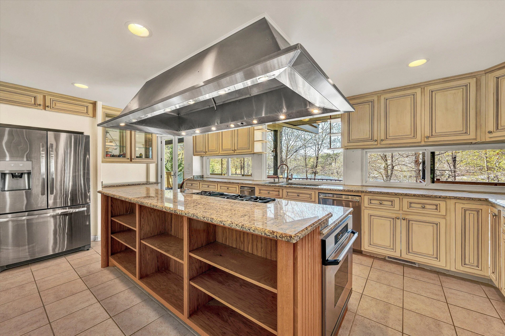 143 Charlotte LN - Photo 31