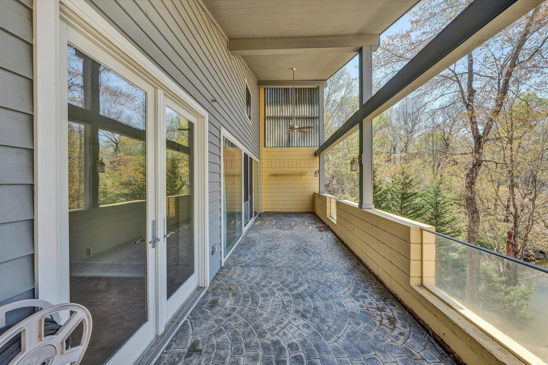 143 Charlotte LN - Photo 41