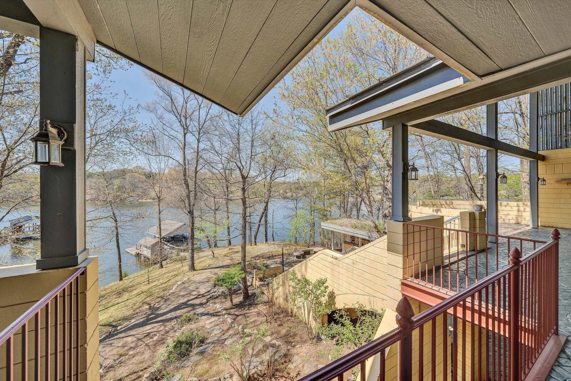 143 Charlotte LN - Photo 42