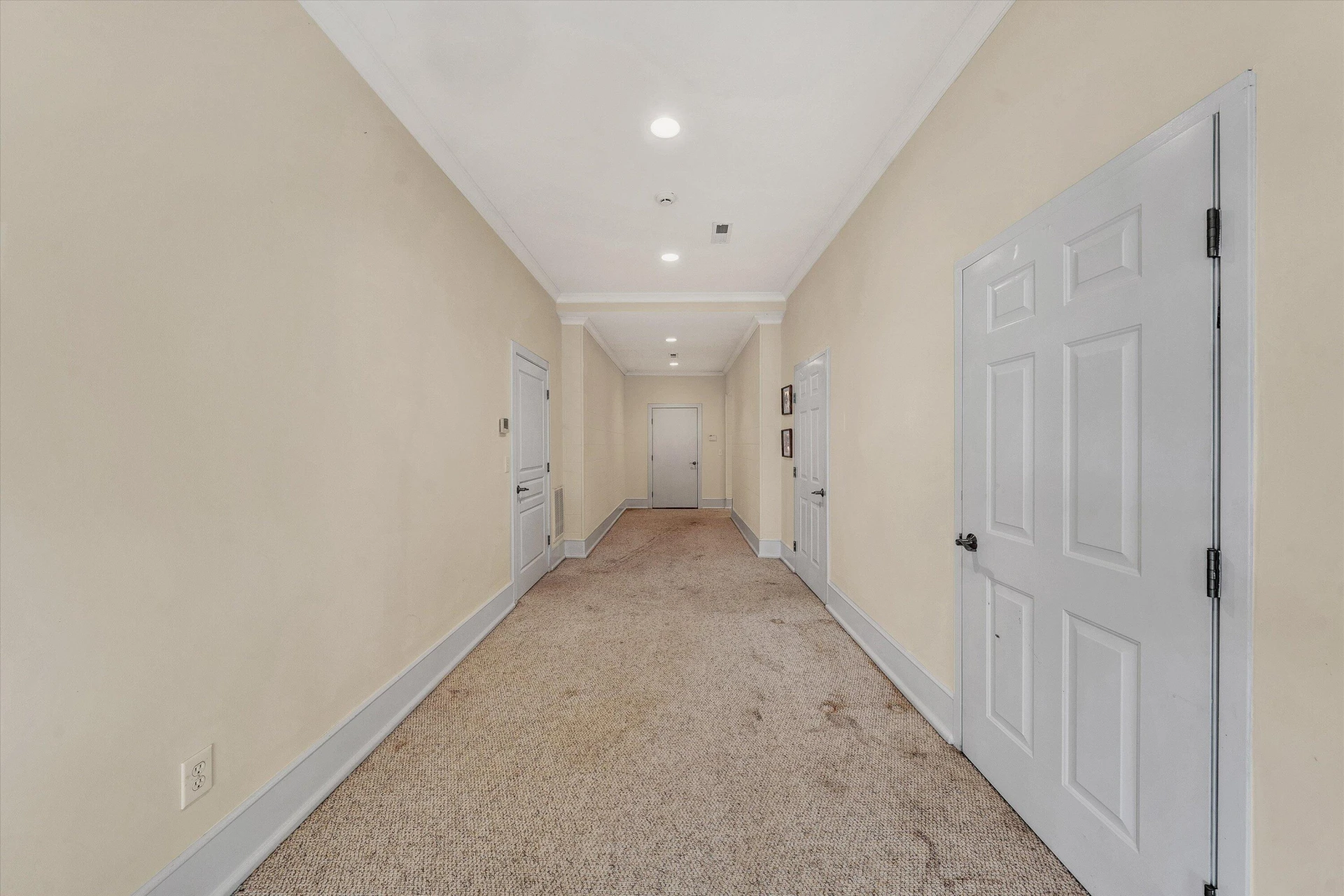 143 Charlotte LN - Photo 65