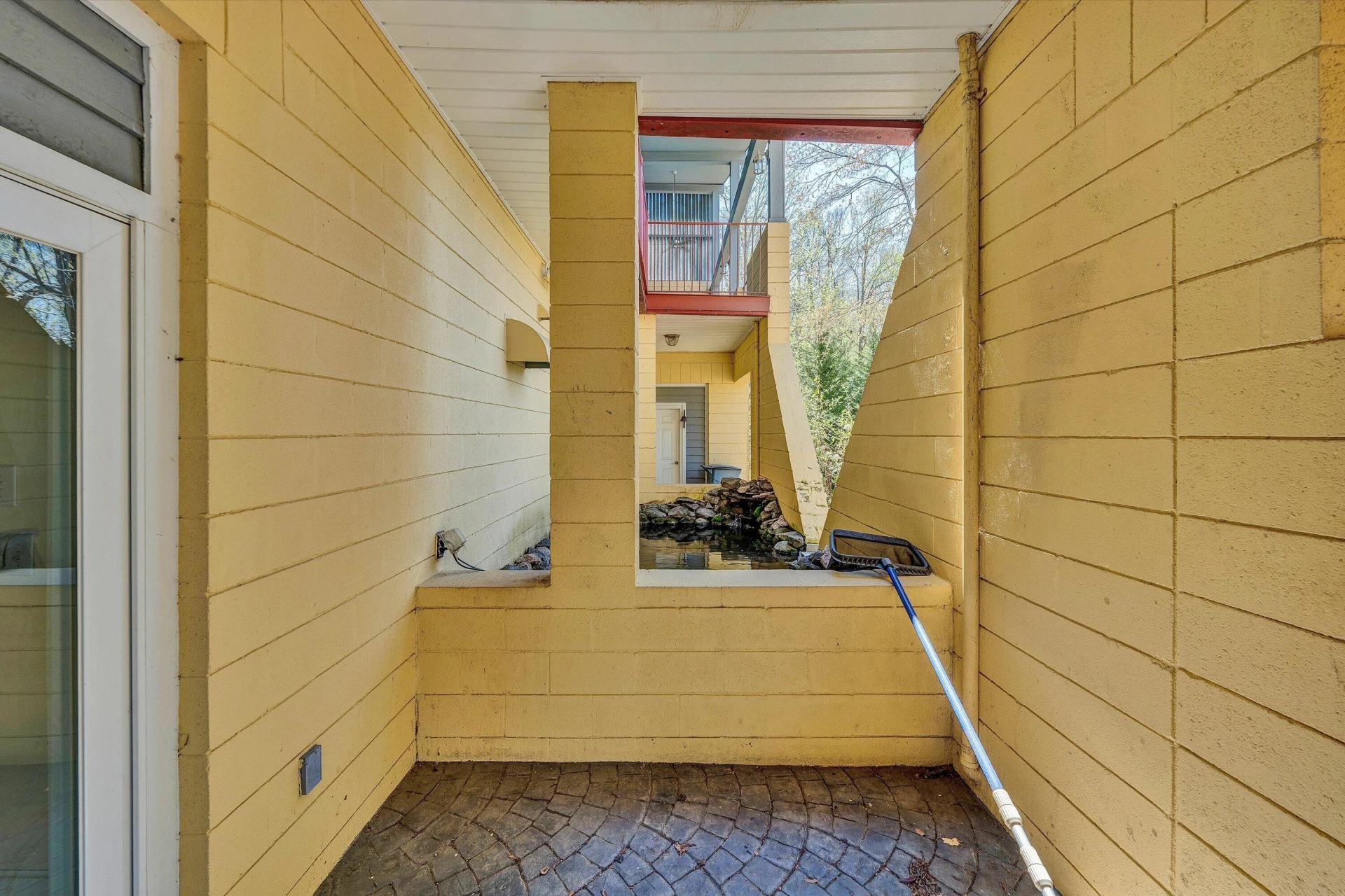 143 Charlotte LN - Photo 78