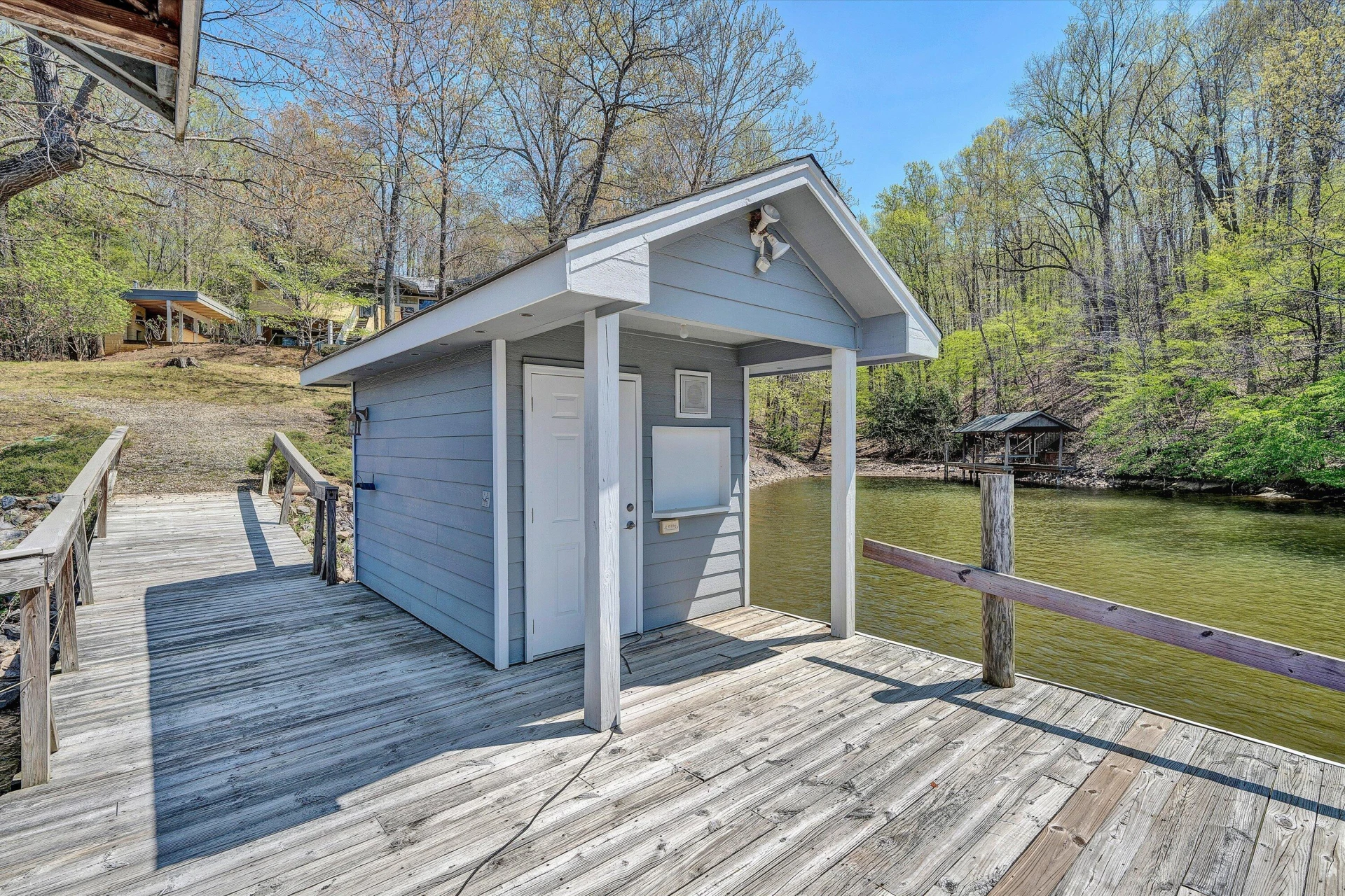 143 Charlotte LN - Photo 92