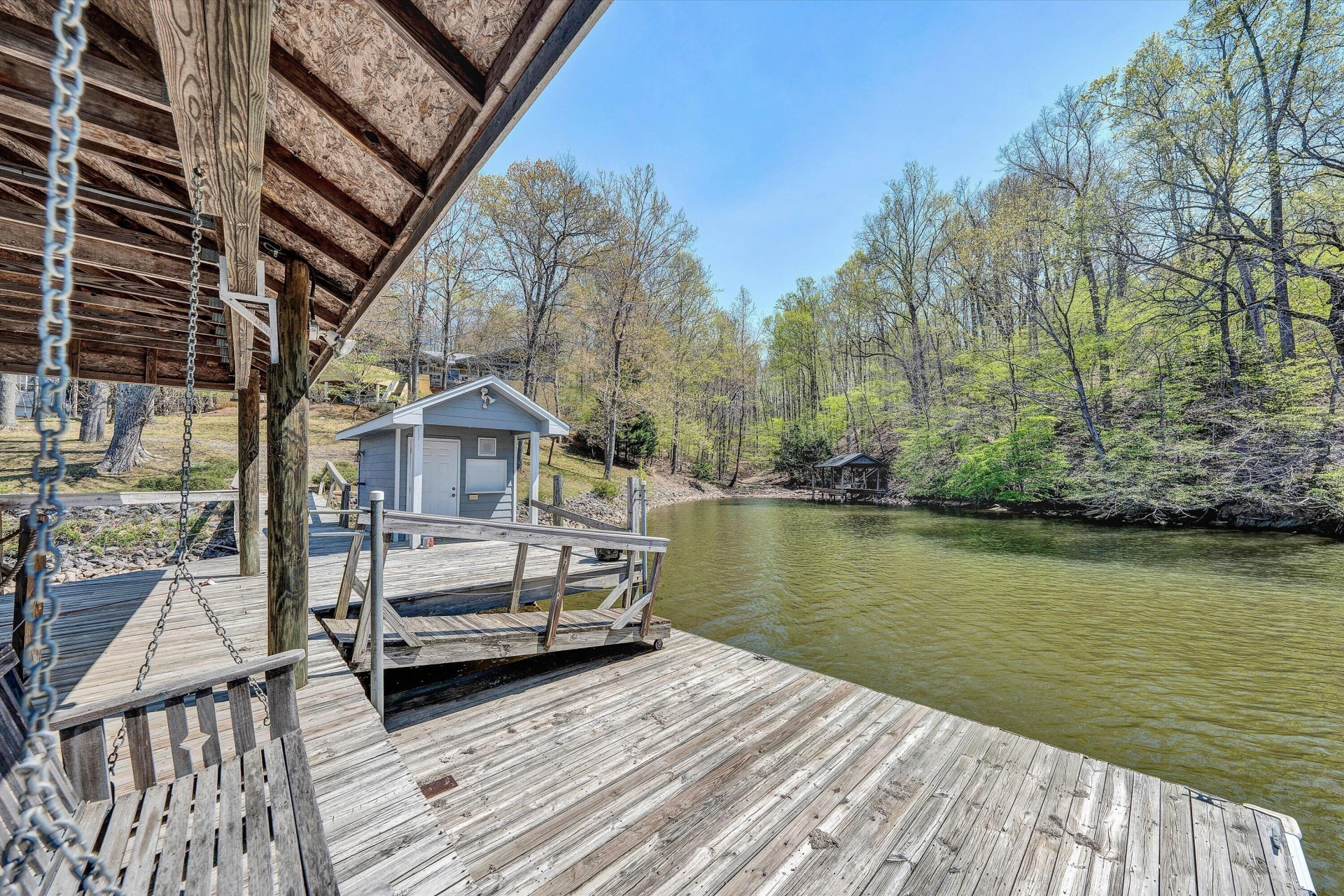 143 Charlotte LN - Photo 95
