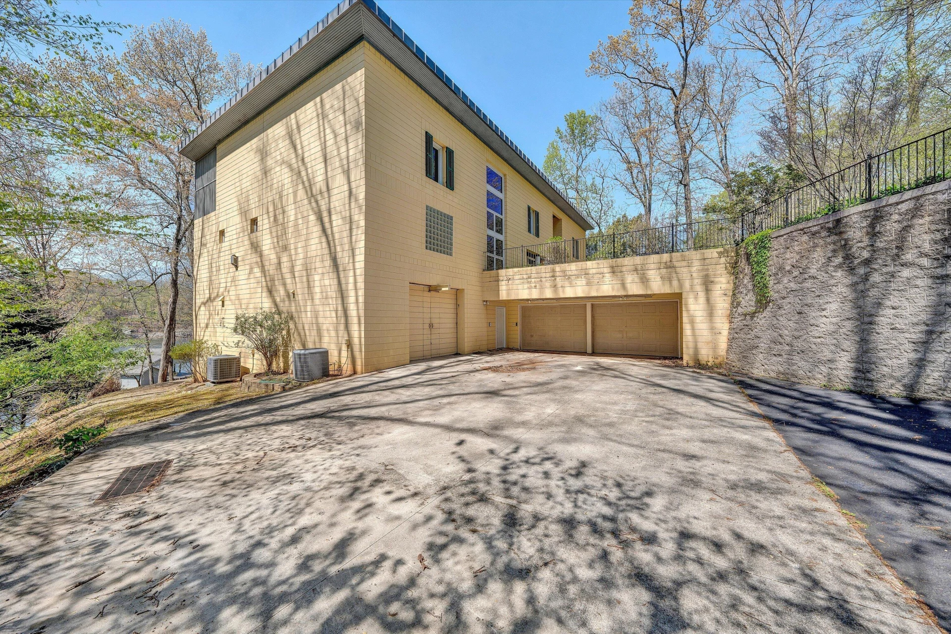 143 Charlotte LN - Photo 100