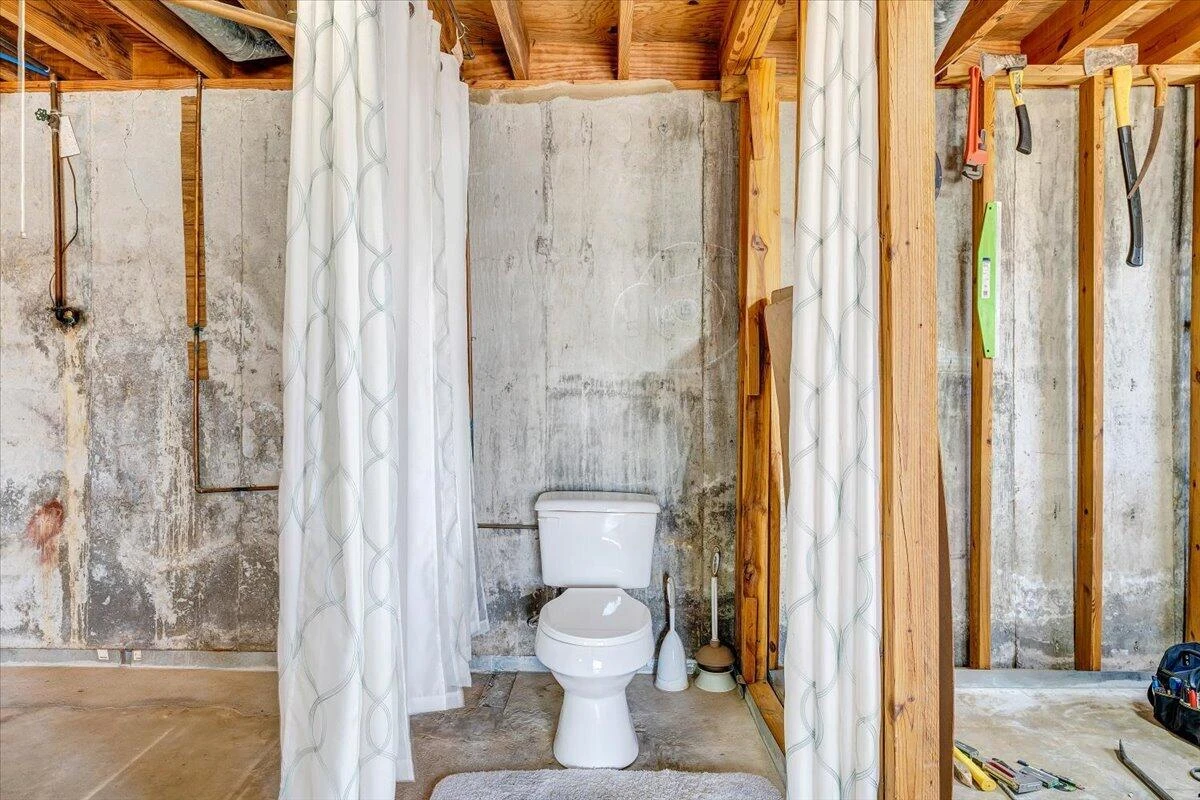 5812 Cove RD - Photo 16