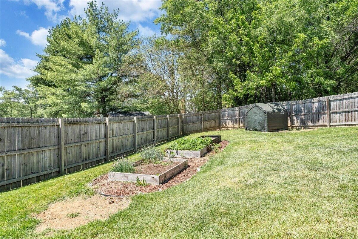 5812 Cove RD - Photo 23