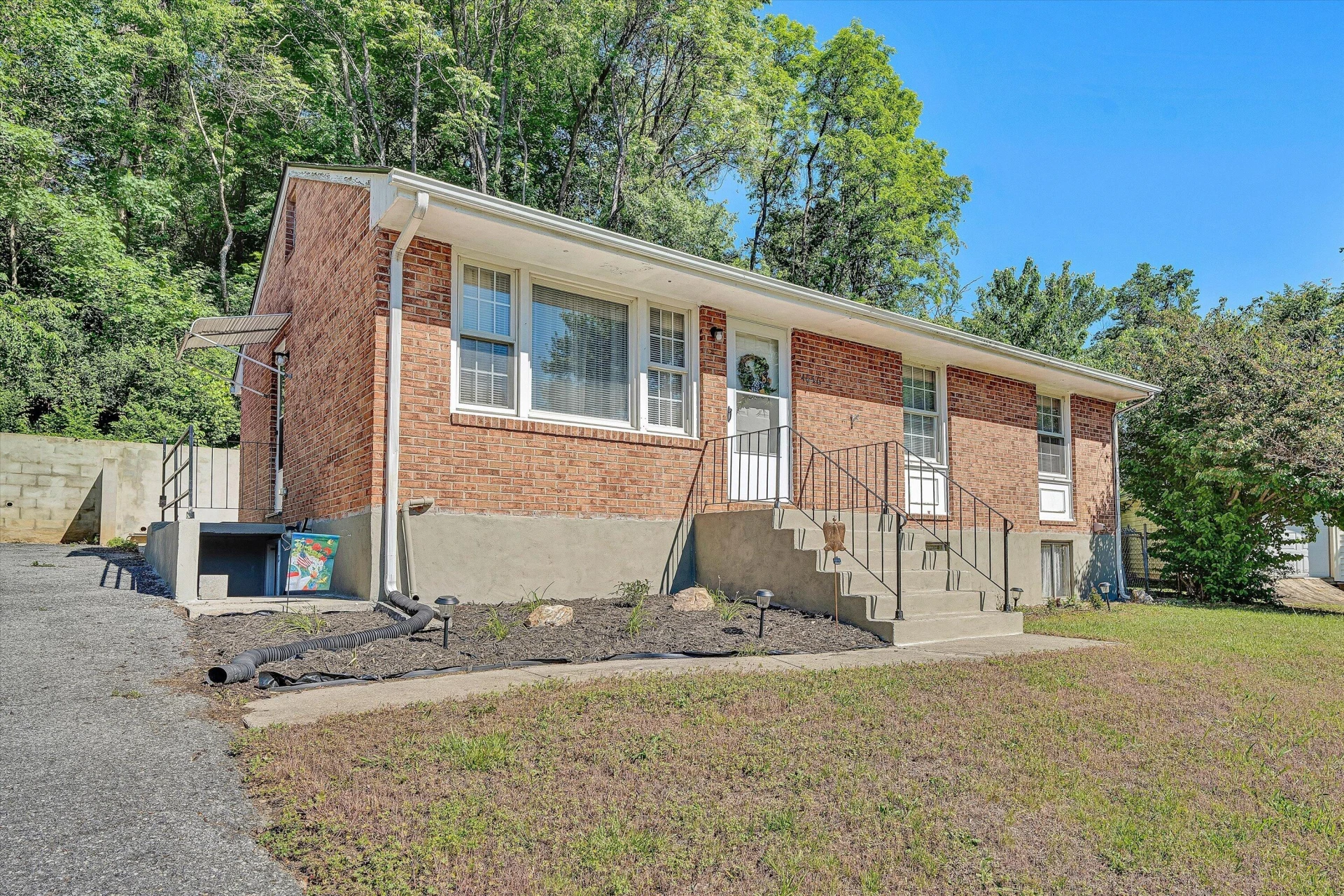 4656 Trevino CIR NE - Photo 20