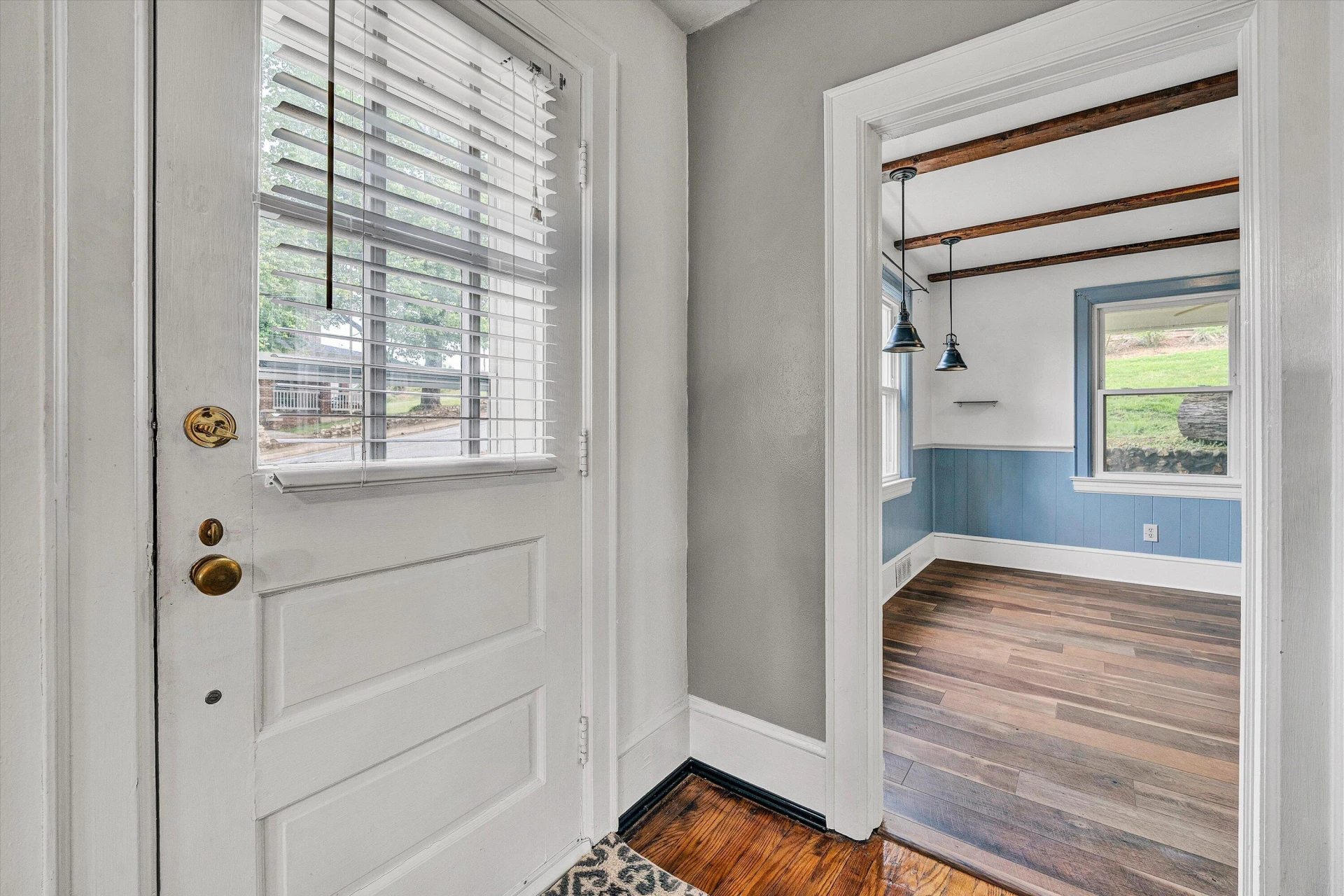 114 W CHURCH ST - Photo 11