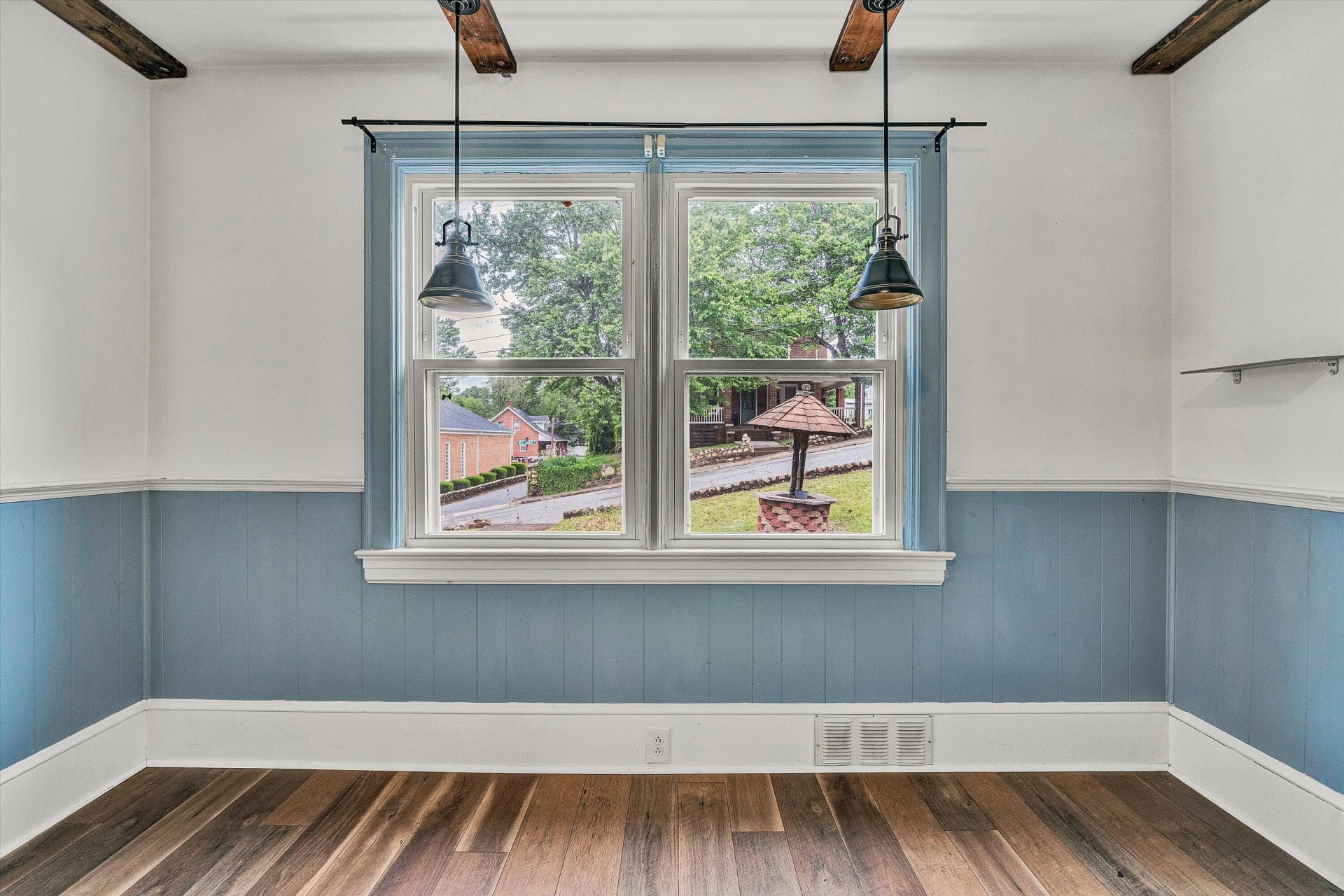 114 W CHURCH ST - Photo 14