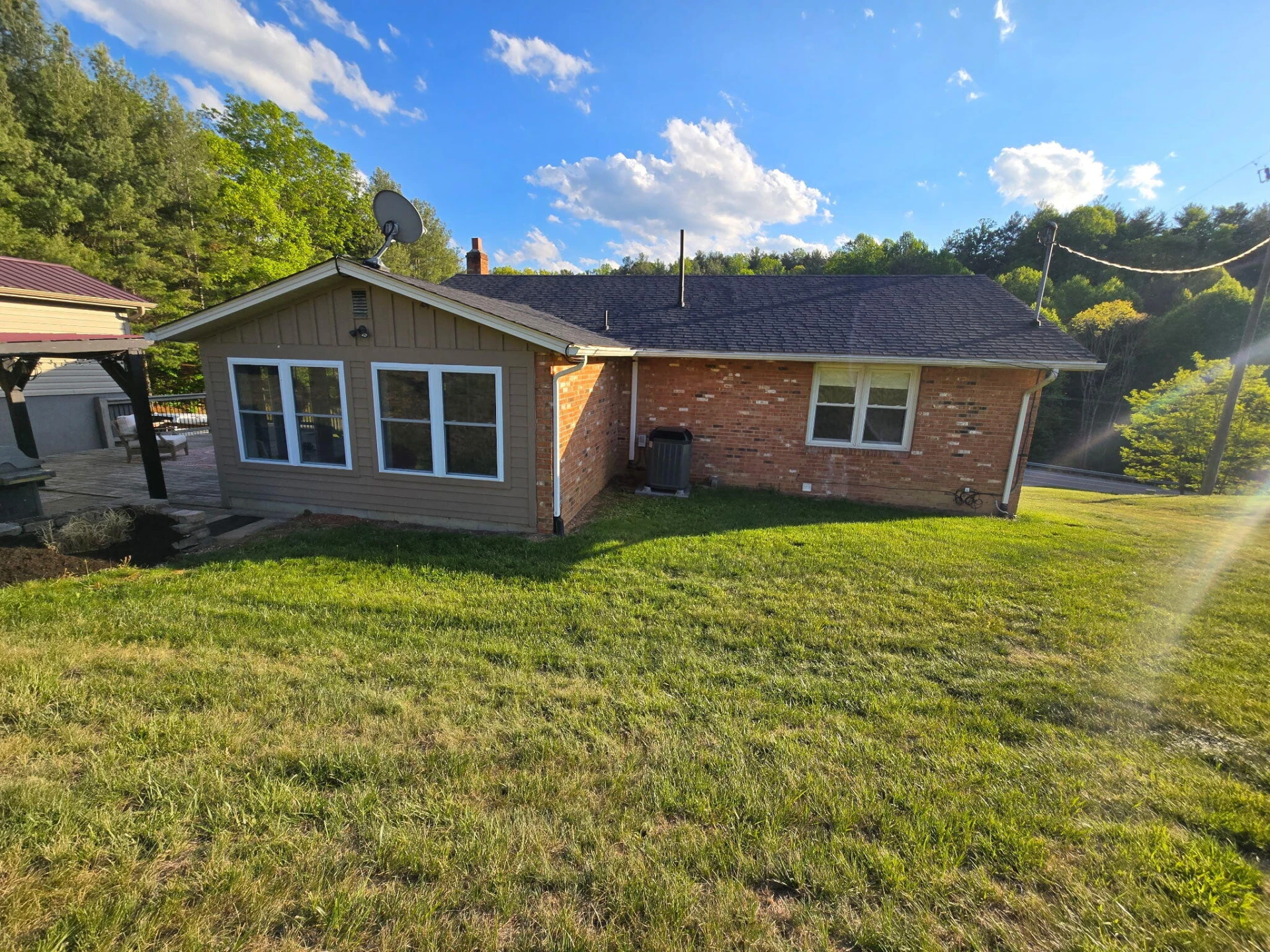 4003 Webbs Mill RD NW - Photo 2