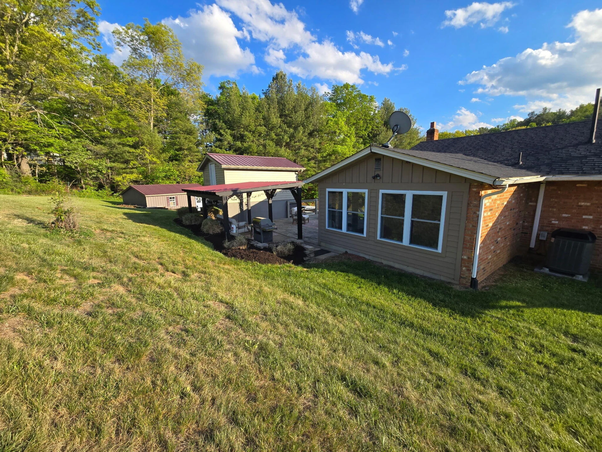 4003 Webbs Mill RD NW - Photo 3