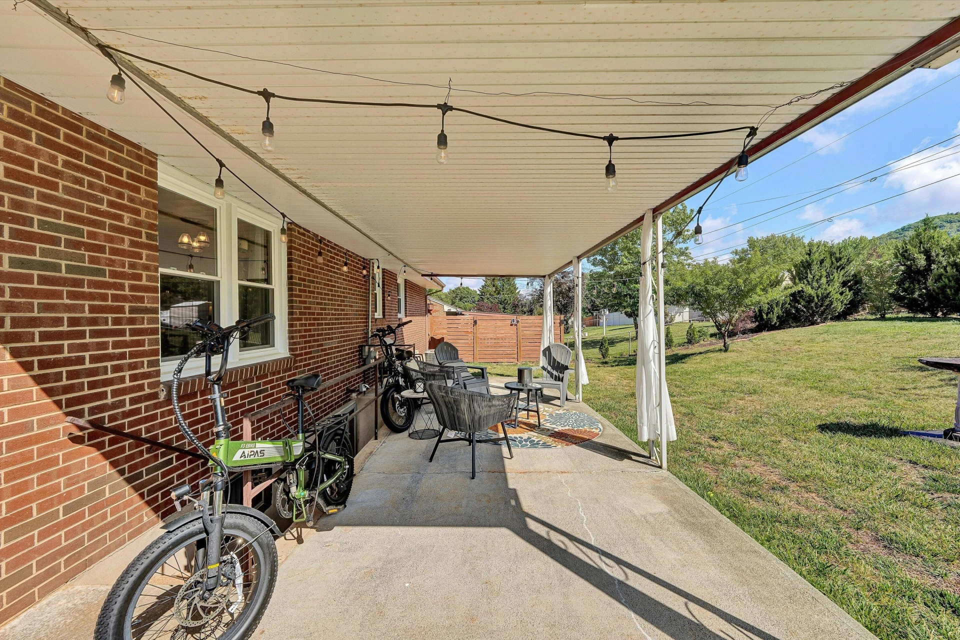 1420 Arrow DR - Photo 28