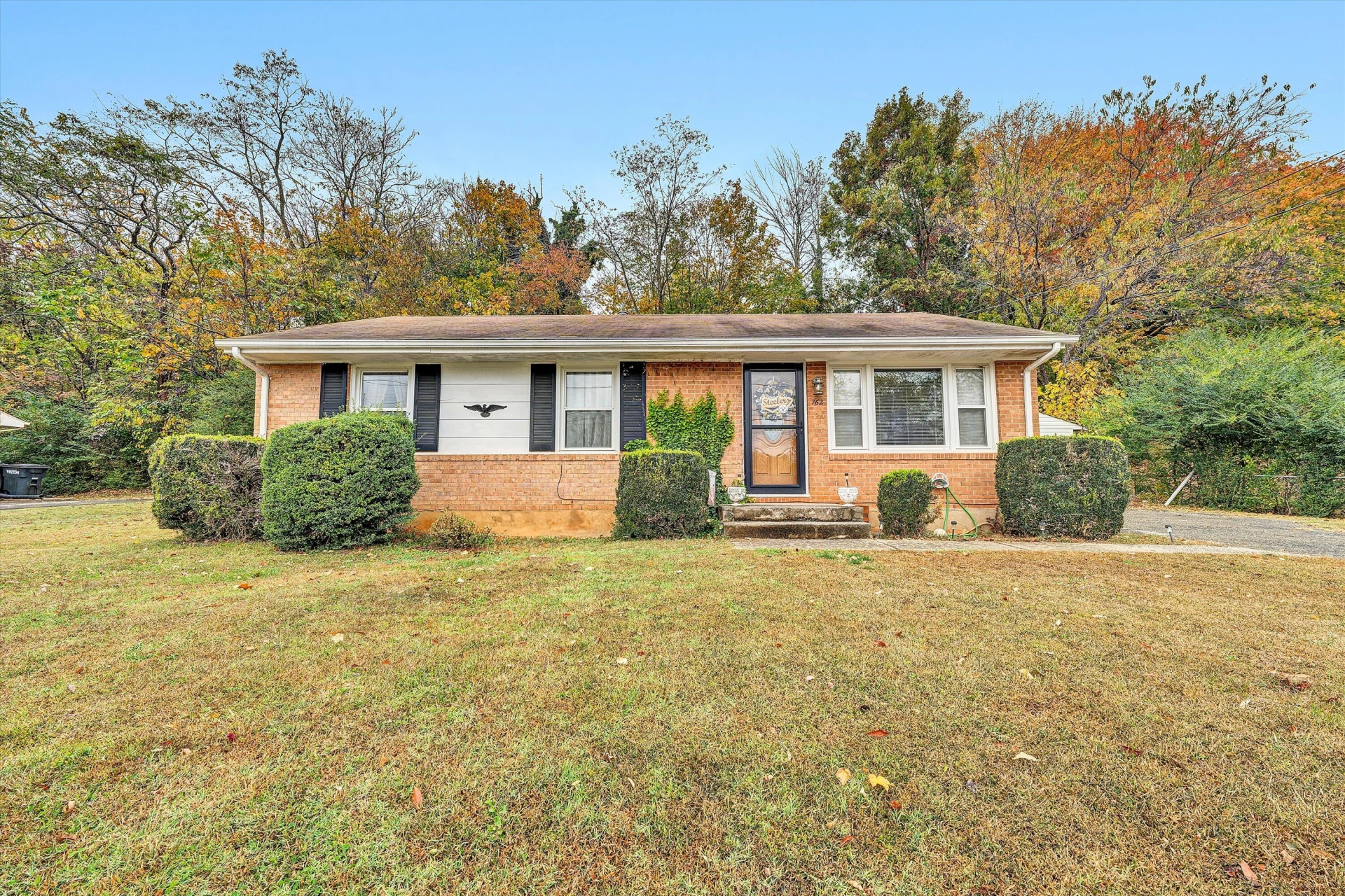 762 Kenyon RD