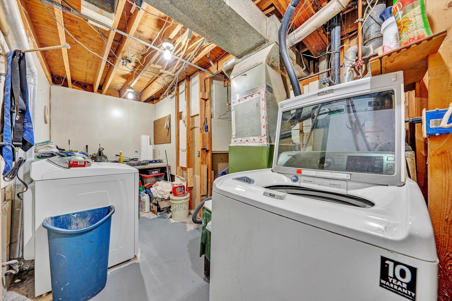 762 Kenyon RD - Photo 28