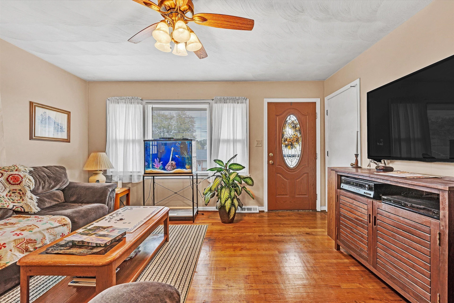 762 Kenyon RD - Photo 7