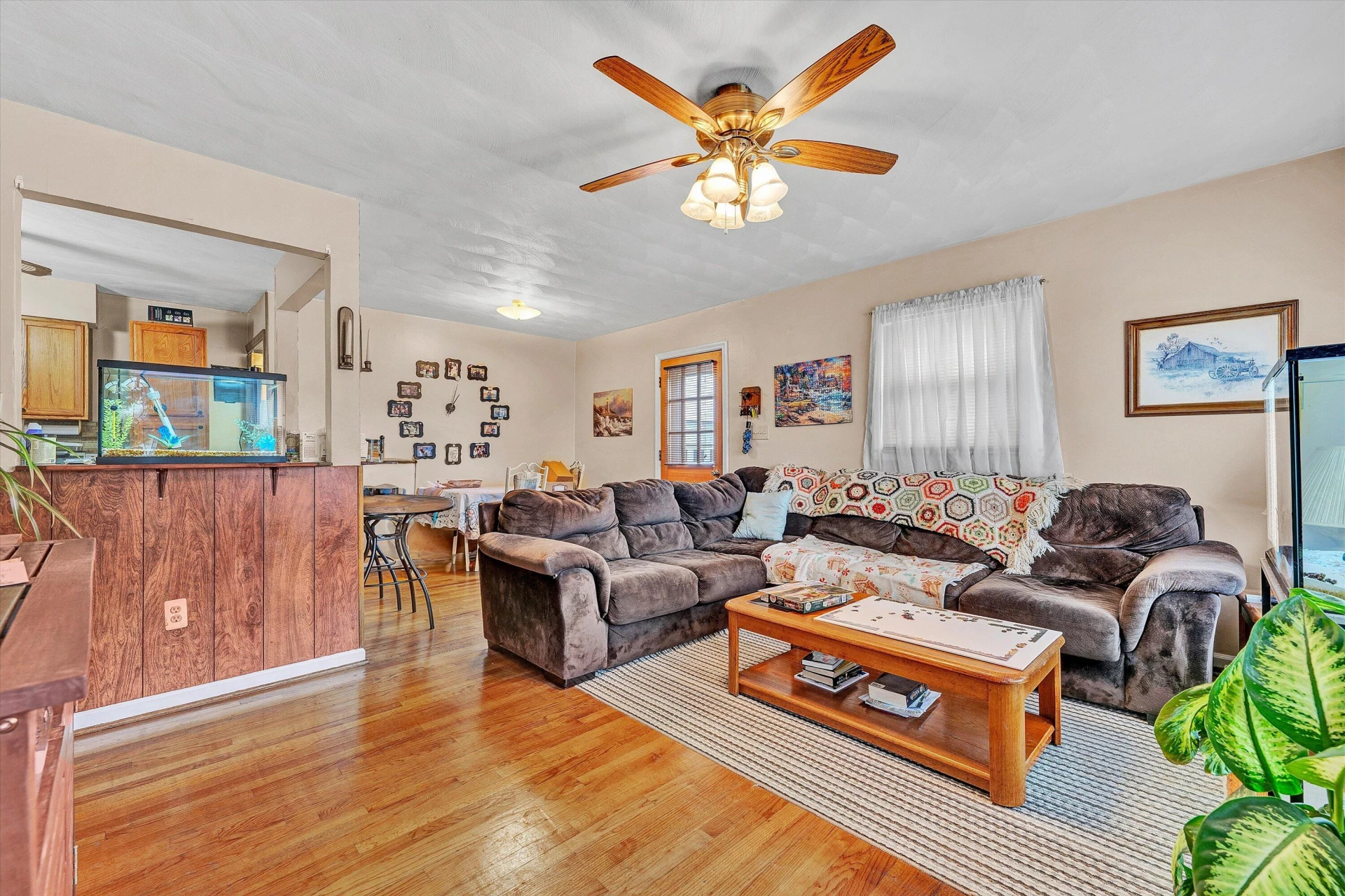 762 Kenyon RD - Photo 9
