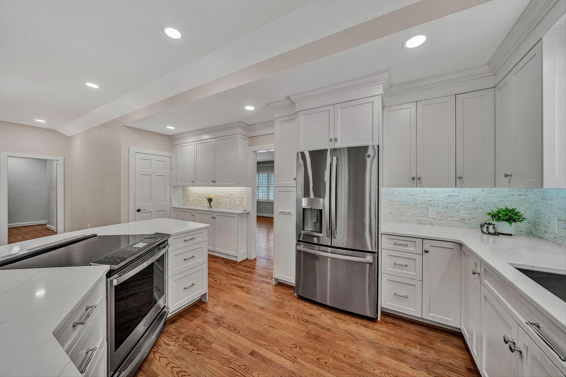 502 Cassell LN SW - Photo 14