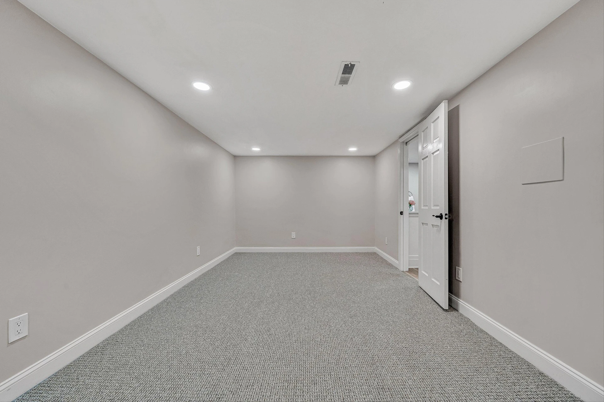 502 Cassell LN SW - Photo 42