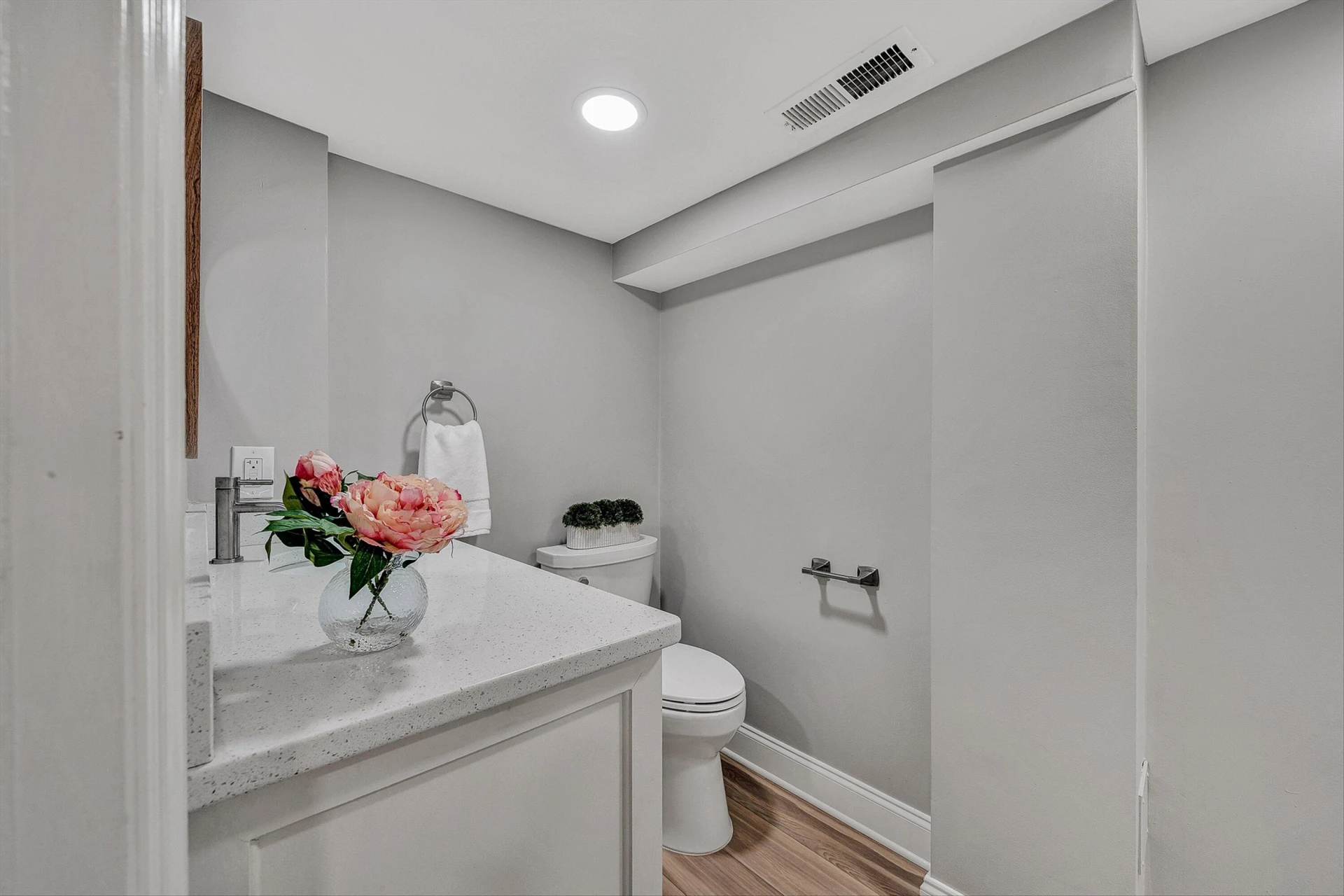 502 Cassell LN SW - Photo 43
