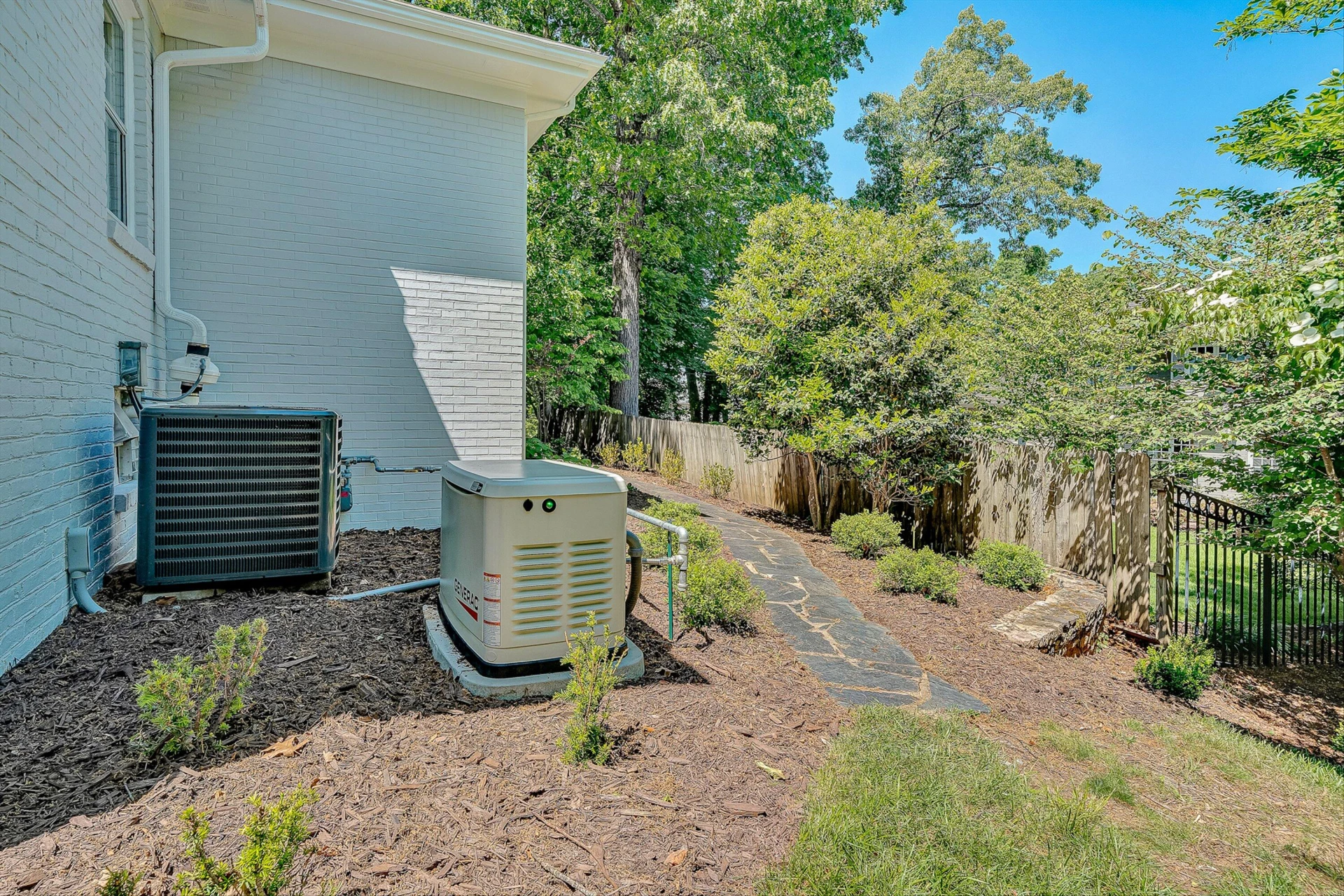 502 Cassell LN SW - Photo 58