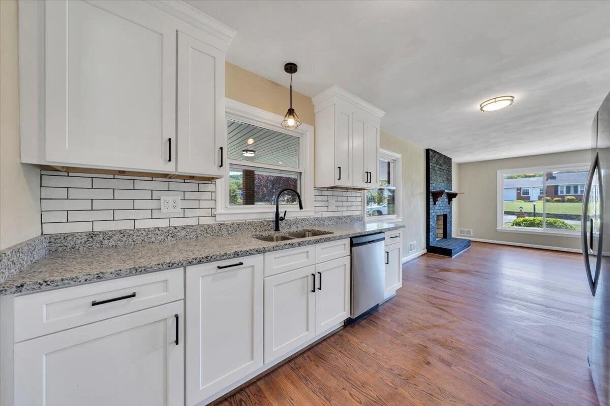 2534 Pinecrest DR - Photo 14