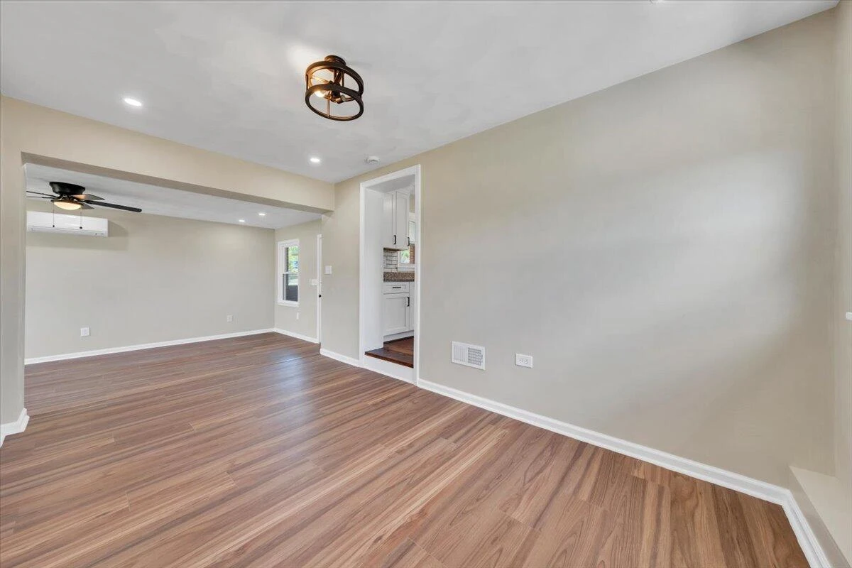 2534 Pinecrest DR - Photo 16