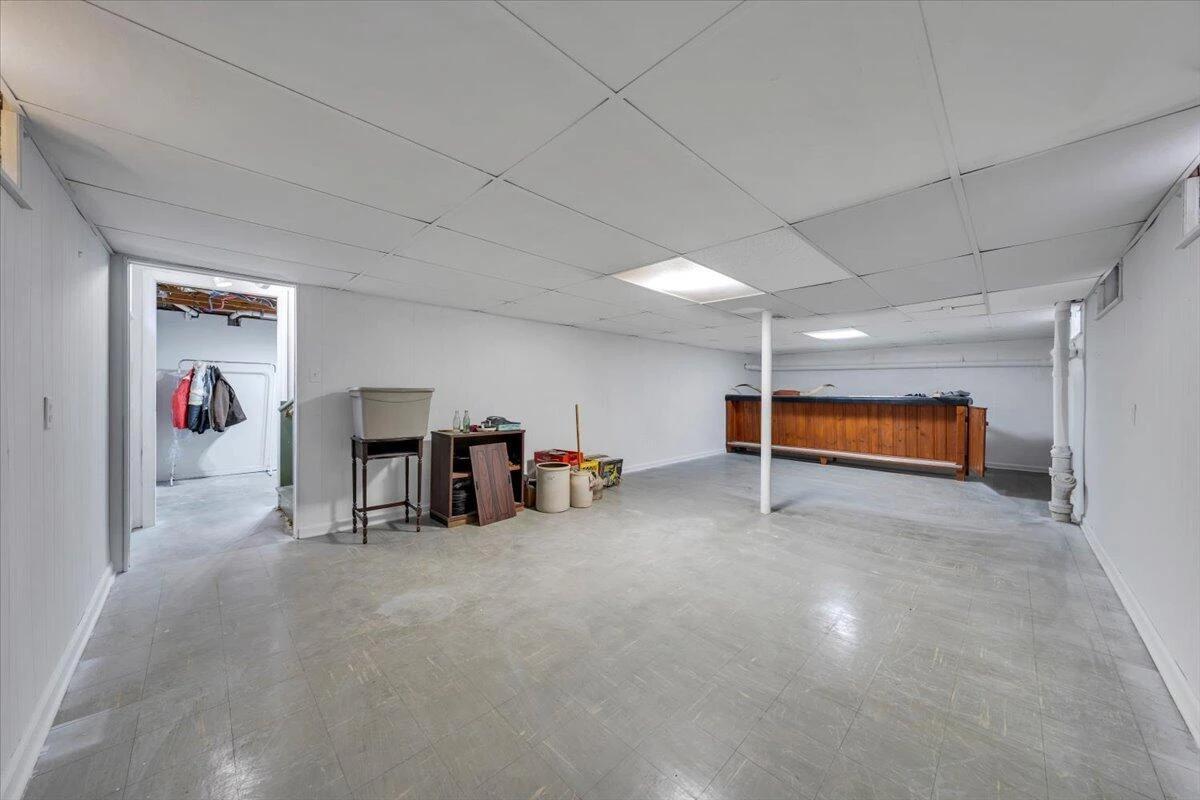 2534 Pinecrest DR - Photo 35