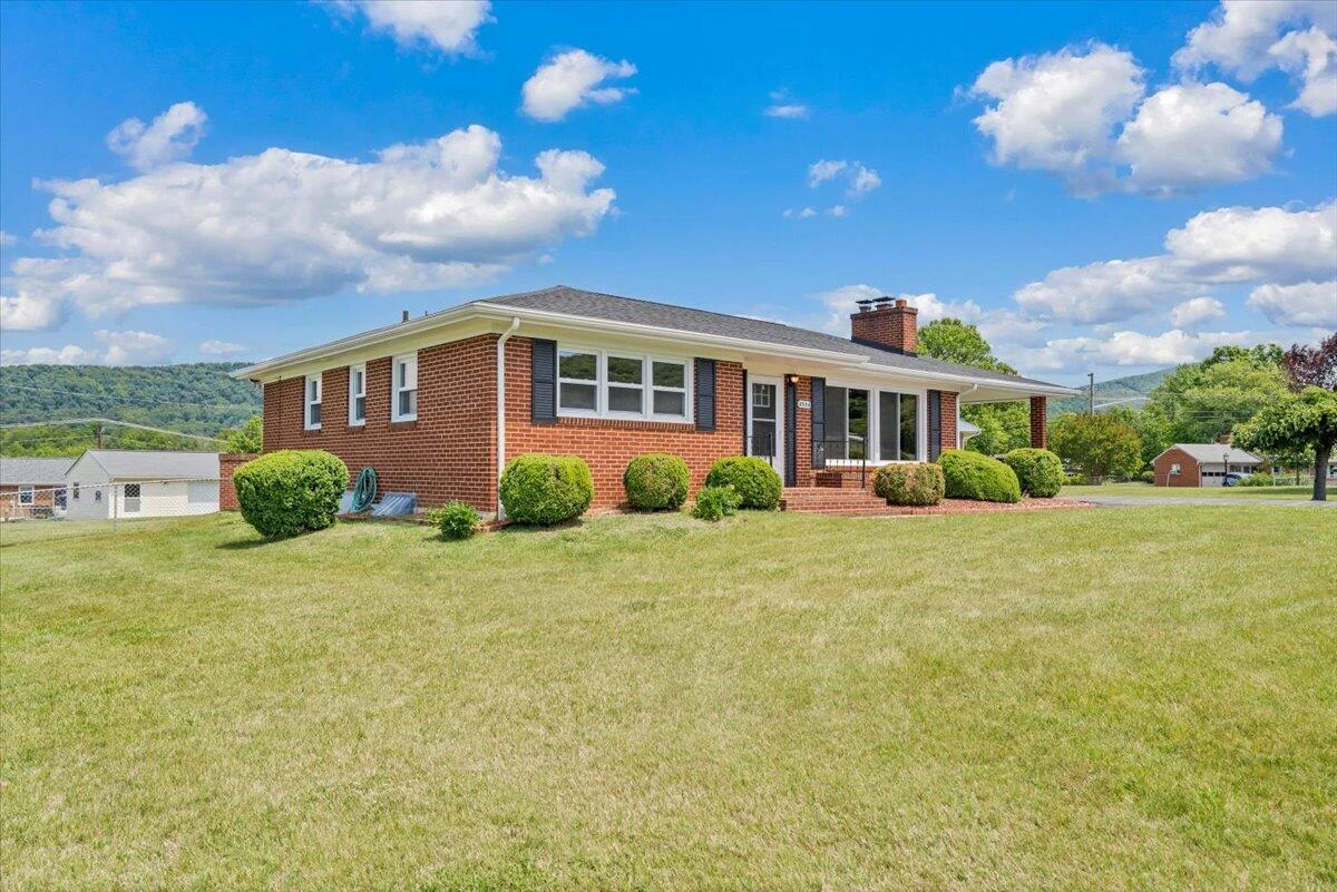 2534 Pinecrest DR - Photo 45