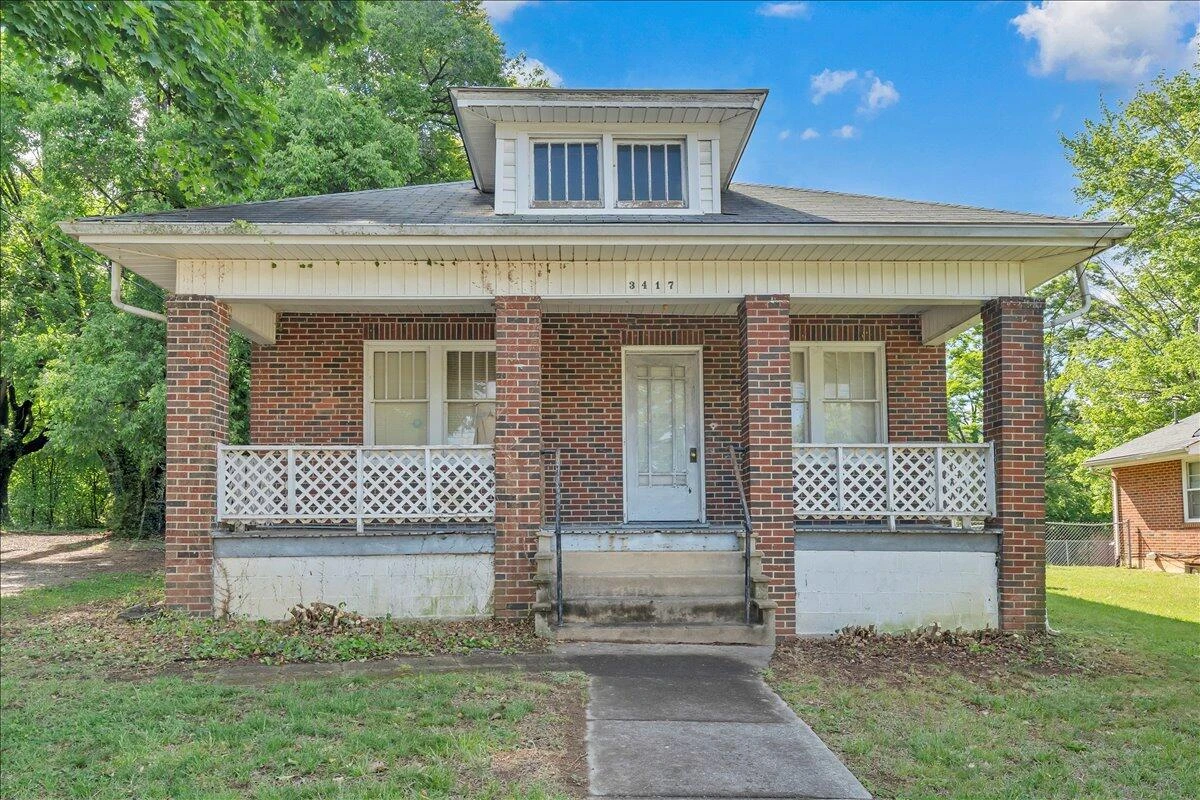 3417 Garden City BLVD SE - Photo 2