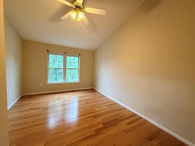 4809 Nelms LN NE - Photo 10