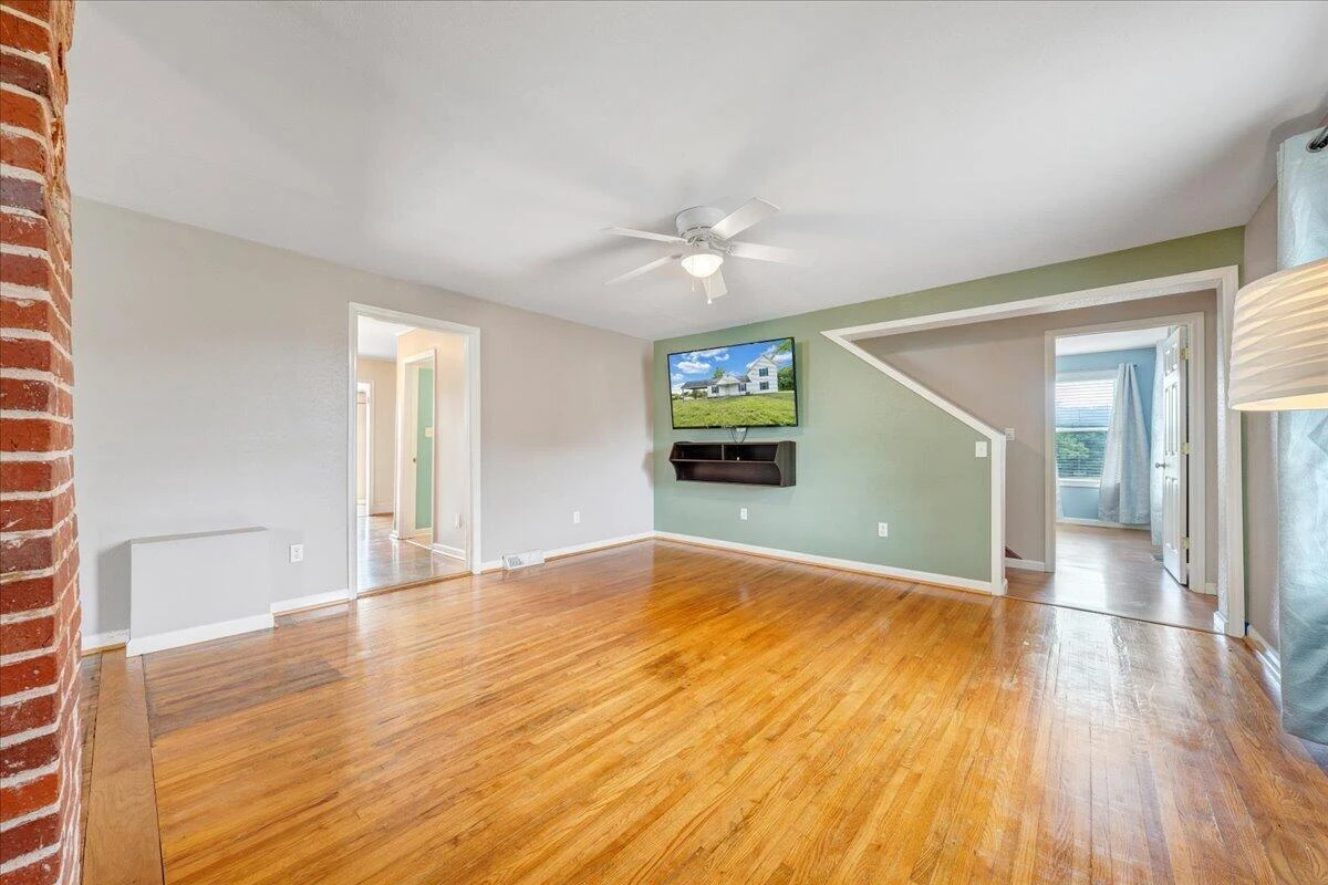 193 Simmons Creek RD - Photo 12