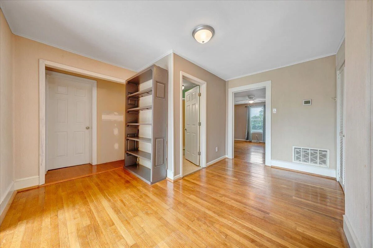 193 Simmons Creek RD - Photo 16