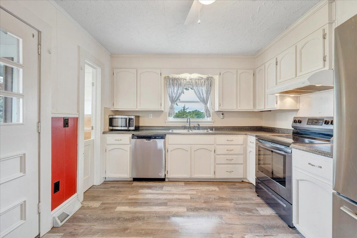 193 Simmons Creek RD - Photo 20