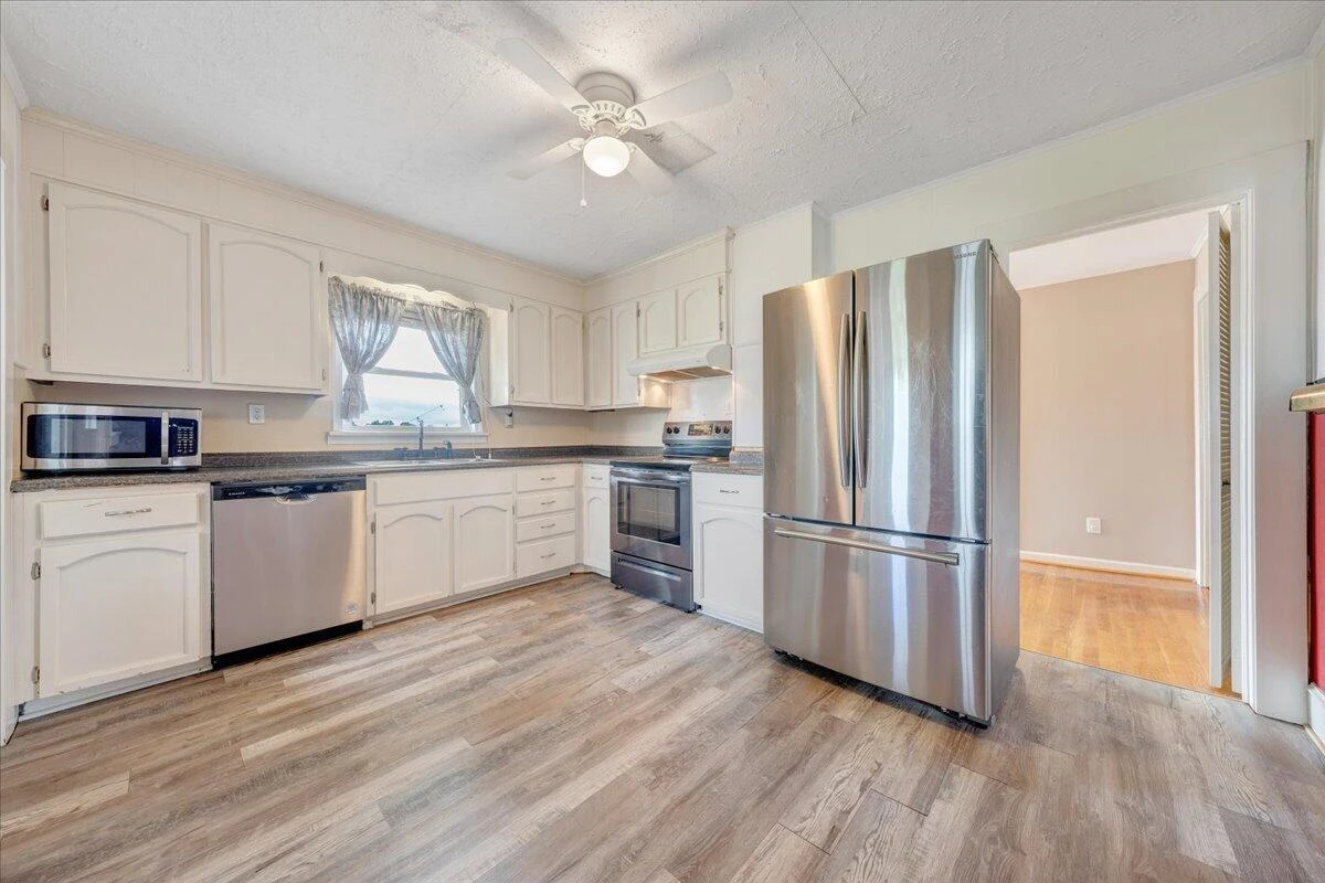 193 Simmons Creek RD - Photo 21