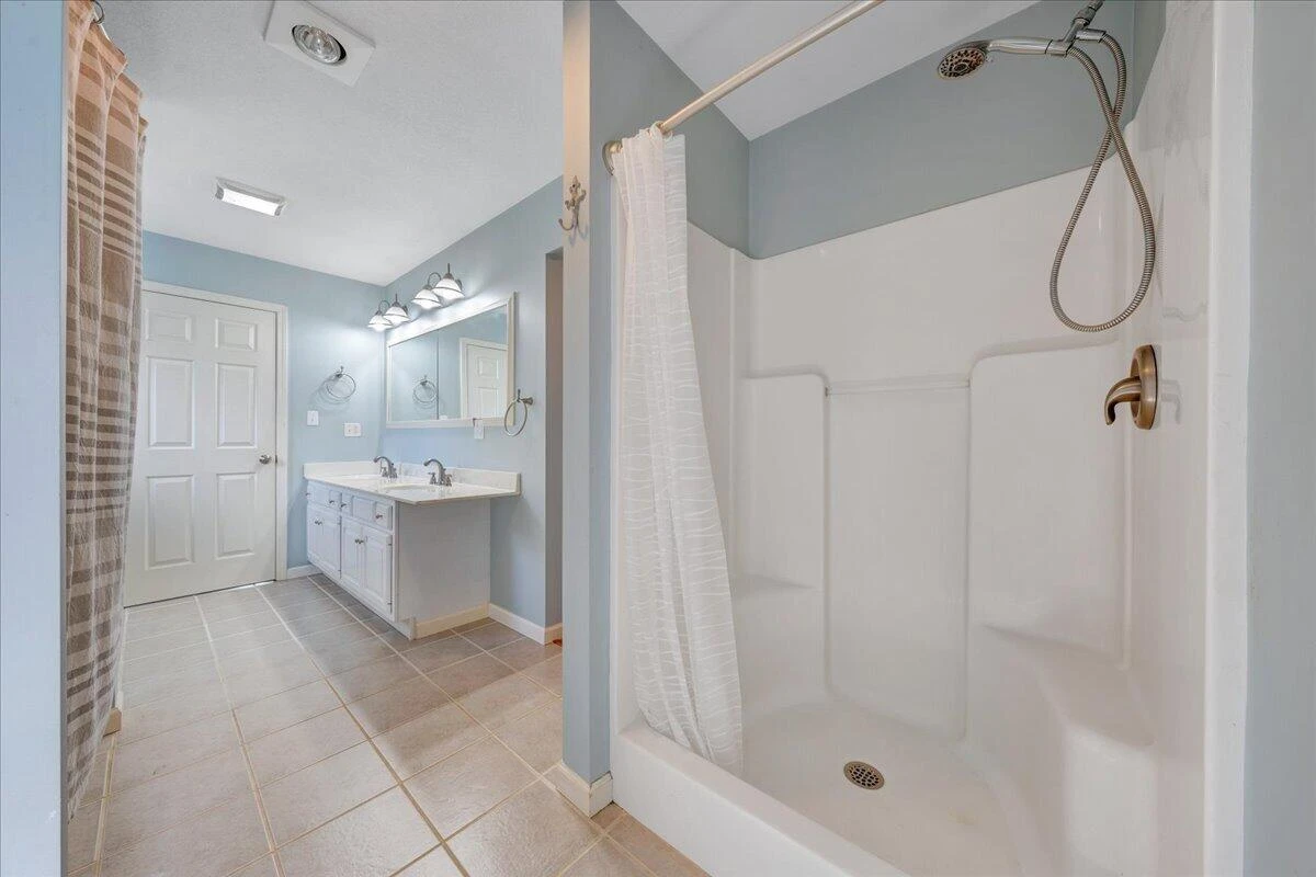 193 Simmons Creek RD - Photo 35