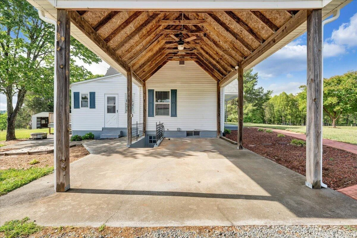 193 Simmons Creek RD - Photo 50