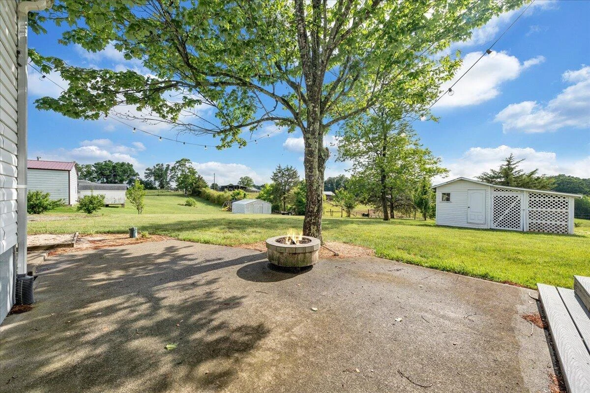 193 Simmons Creek RD - Photo 53